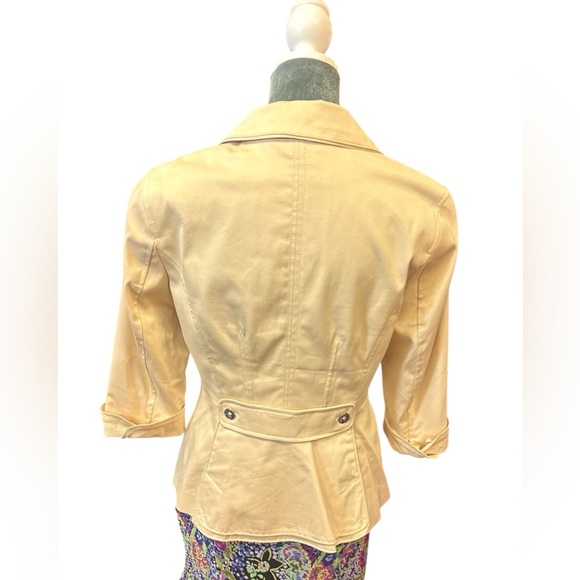 White Black Market,Elegant Cream Women's Blazer with Button Accents - Picture 10 of 12